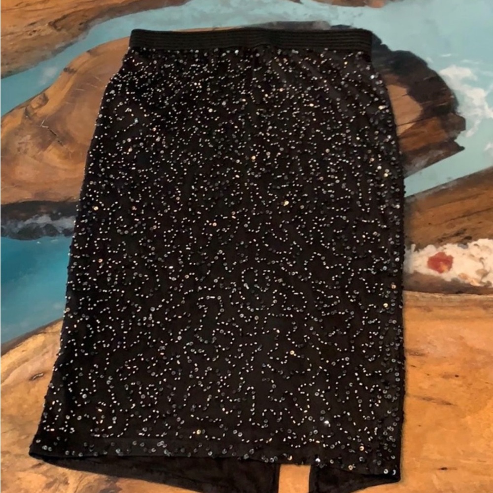 NWT Gorgeous Sequins Pencil Skirt